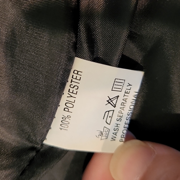 Vest - Picture 4 of 5